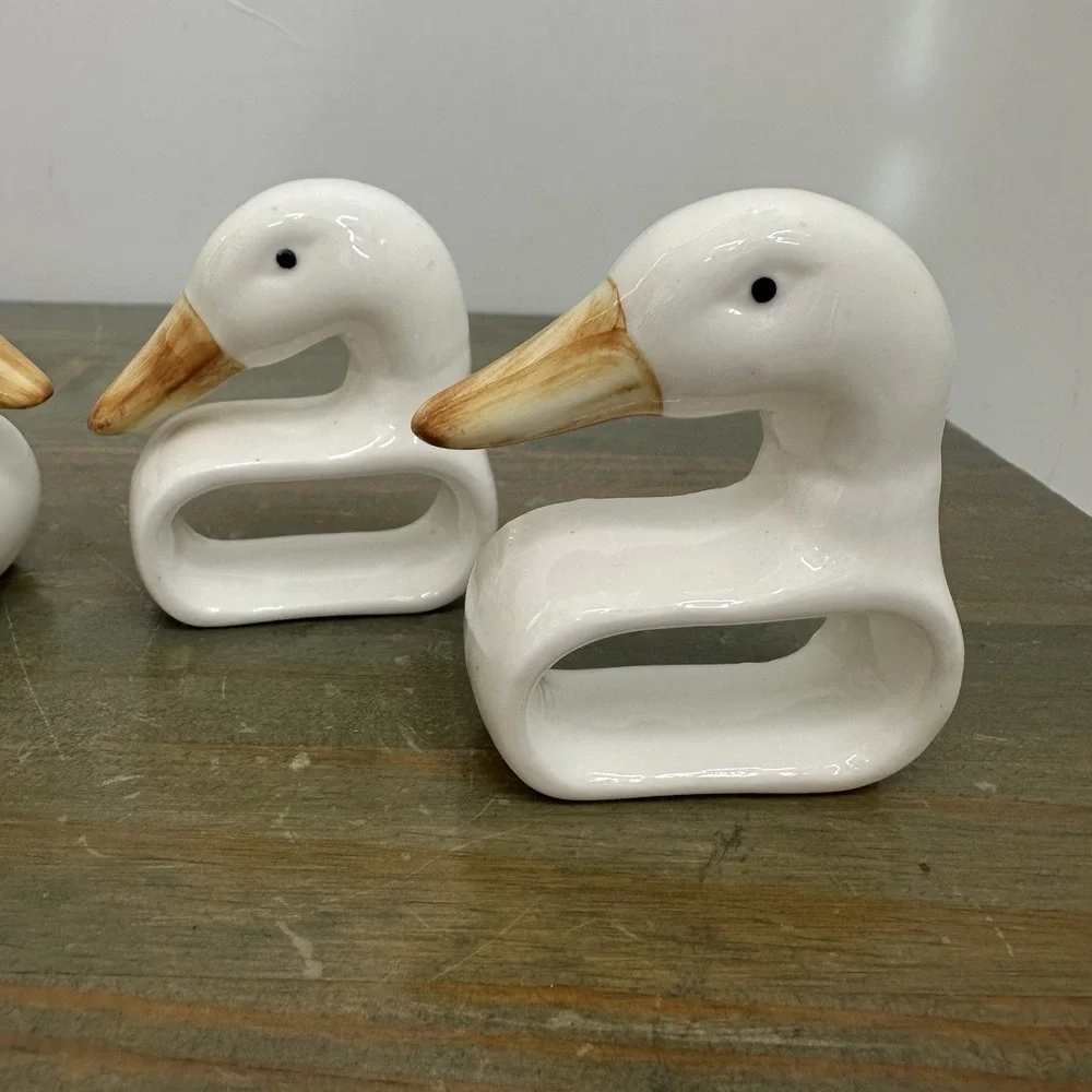 Set Of 4 Ceramic White Duck Napkin Ring Holders Handmade Hand Painted 2.5